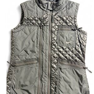 Nike Women's Vest Medium Black Primaloft Insulated Training Puffer Activewear